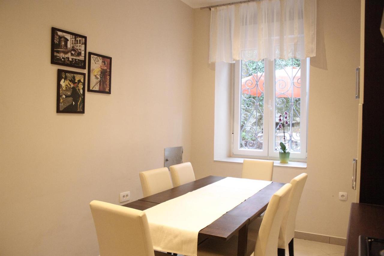 לובראן Apartments Rezine מראה חיצוני תמונה