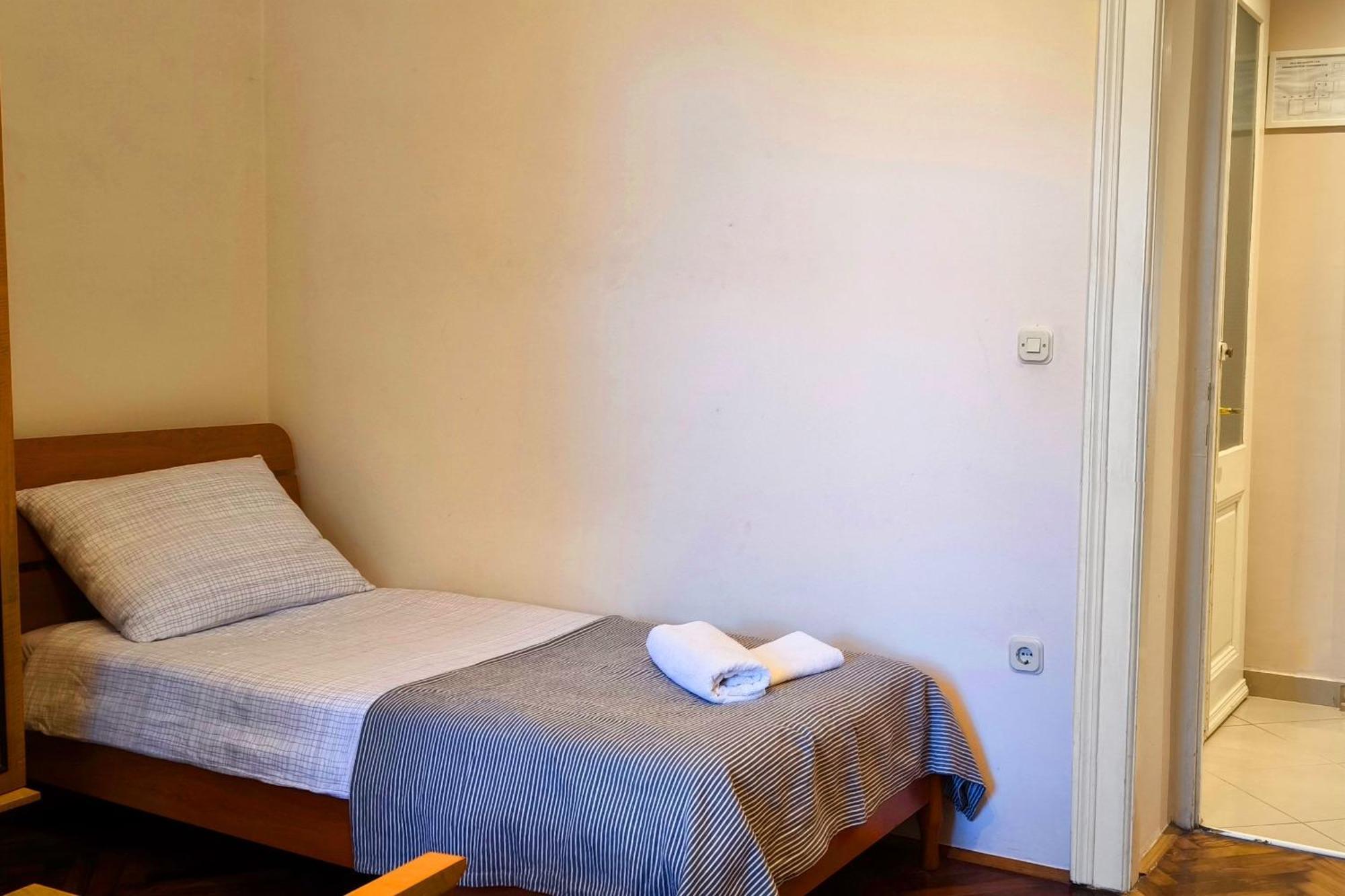 לובראן Apartments Rezine מראה חיצוני תמונה